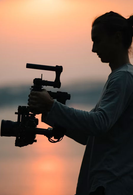 Man holding a professional camera